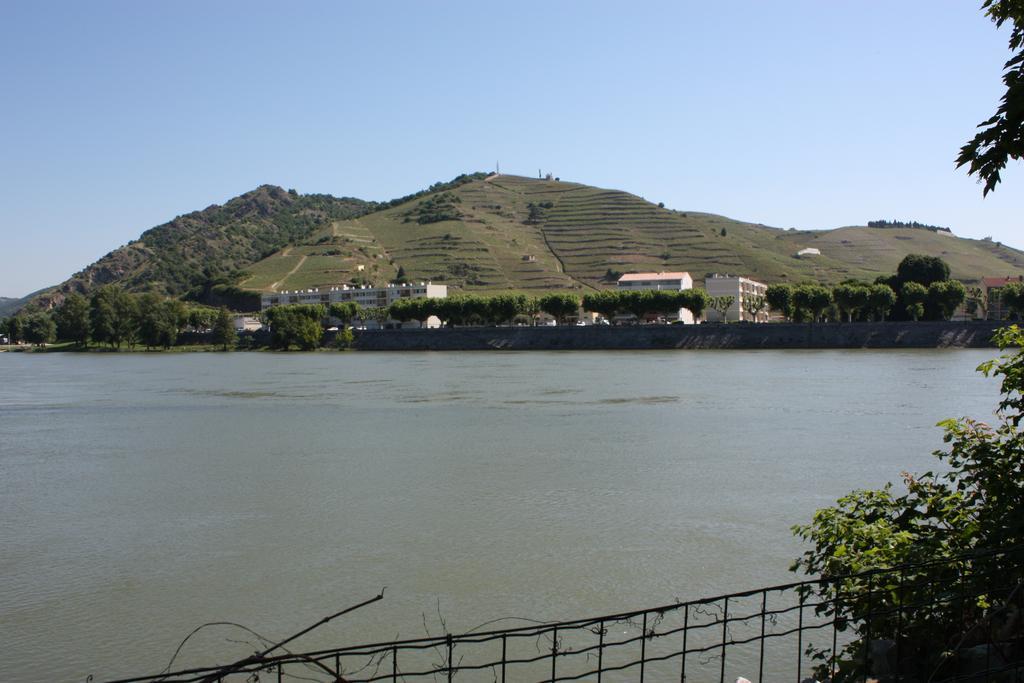 Camping le Rhône ex camping de Tournon hpa Tournon-sur-Rhone Exterior foto